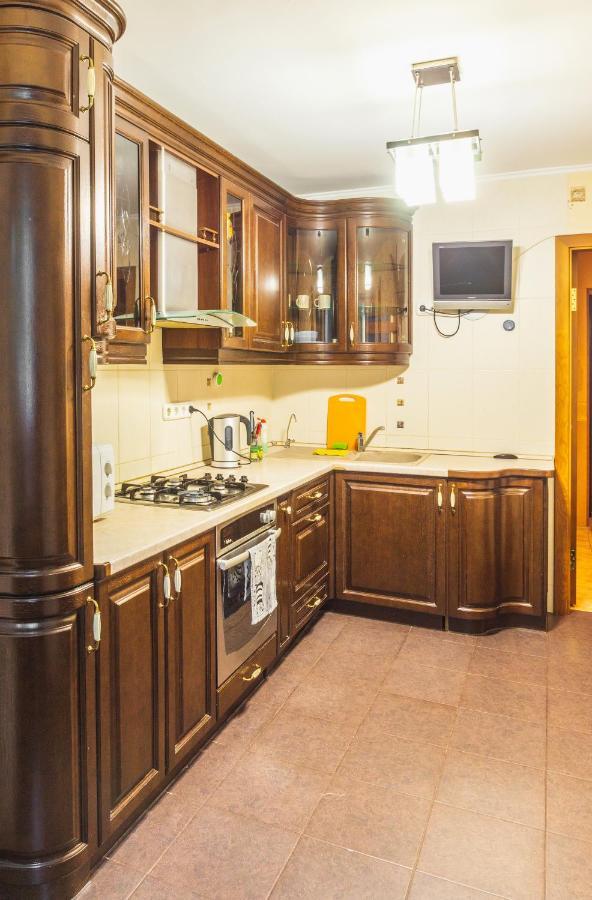 Рыбальская 8 Apartment Kiev Luaran gambar