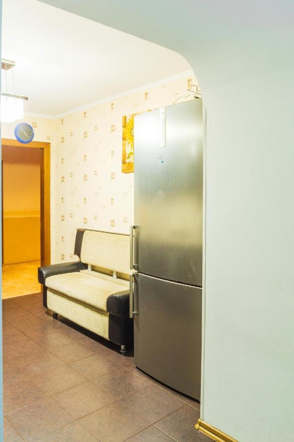 Рыбальская 8 Apartment Kiev Luaran gambar