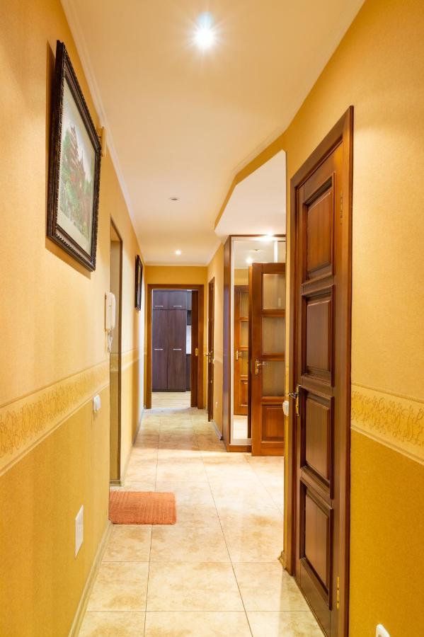 Рыбальская 8 Apartment Kiev Luaran gambar